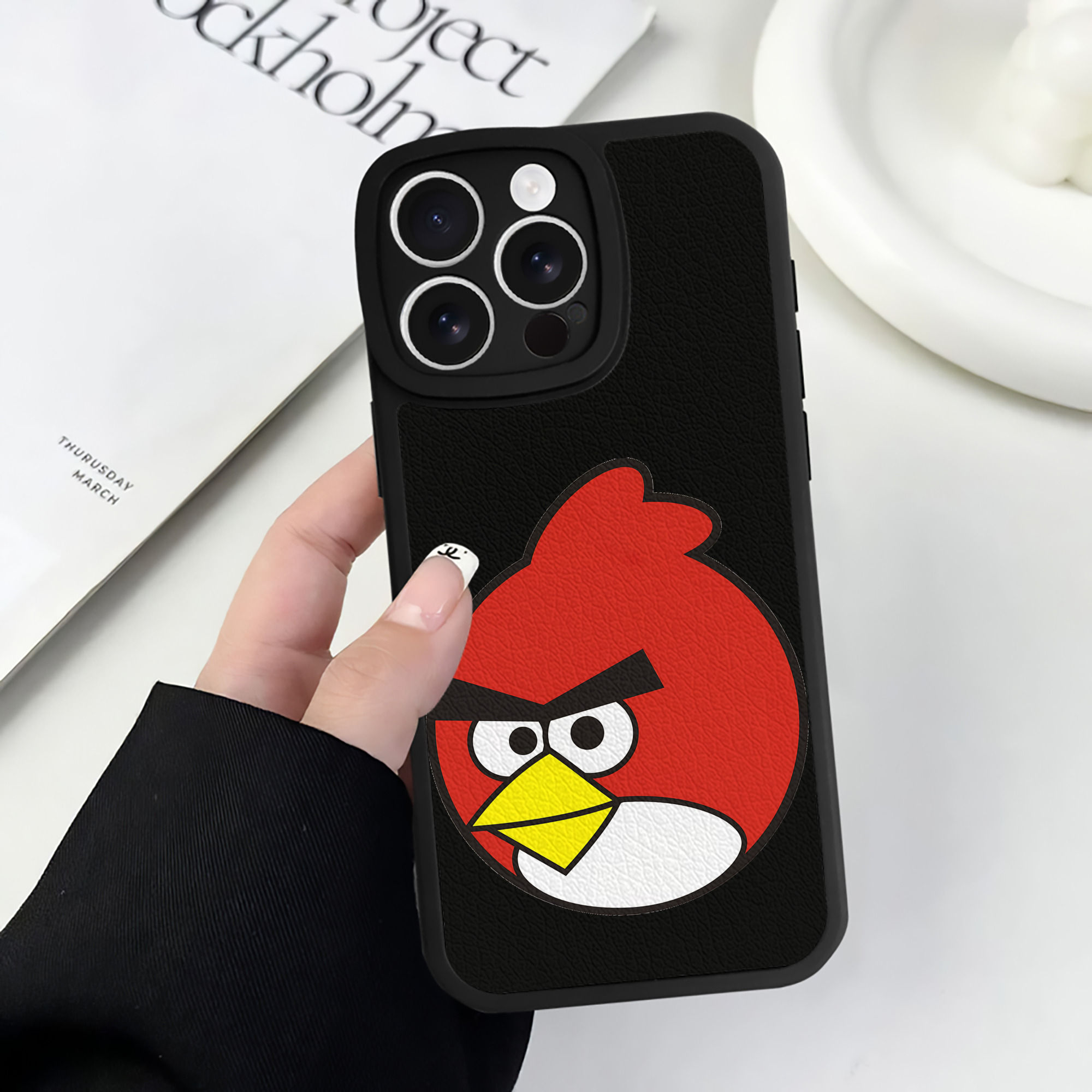 （画像用） Angry Birds アングリーバード 【iPhone 16シリーズ対応】シリコンスマホケース（レザー調） 材質：シリコン